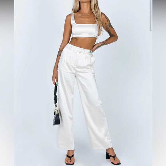 Princess Polly HUXLEY SET SATIN CHAMPAGNE - Picture 1 of 12